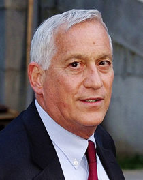 Walter Isaacson (1952- ) | A testament to the connection between creativity & genius